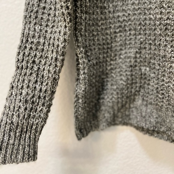 Mock neck Knit Sweater - Picture 2 of 5